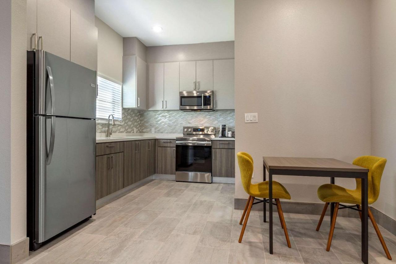 Clarion Pointe Port Arthur-Beaumont South Екстер'єр фото